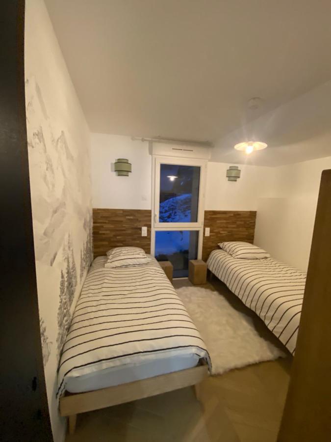 Appartement Neuf Tout Confort 55 M2 - 2 Chambres Pour 4/6 Personnes Le Chambon Exterior photo